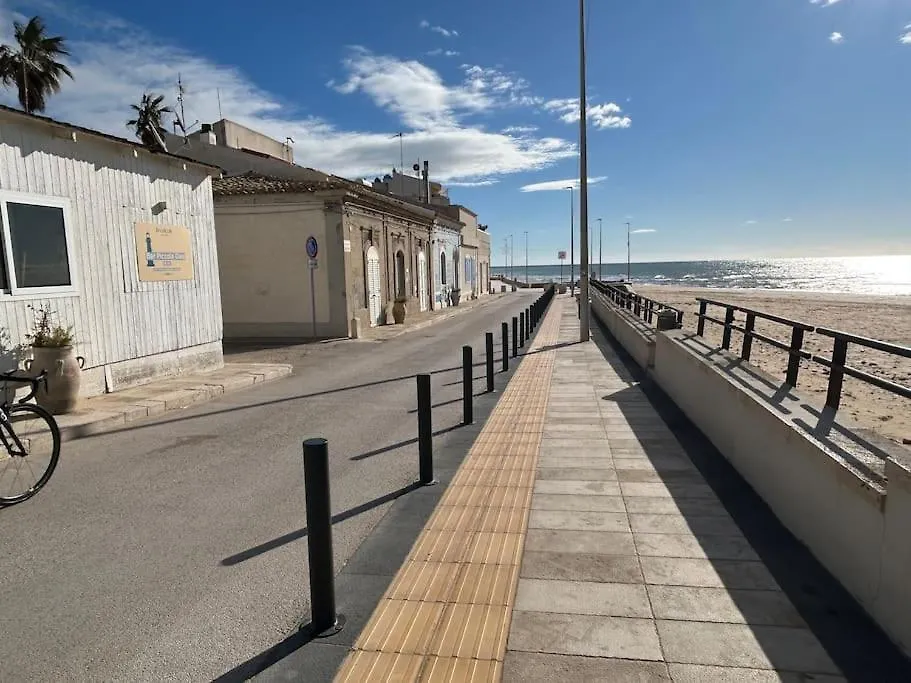 Nu Mari Damuri Villaggio Azzurro Апартаменты